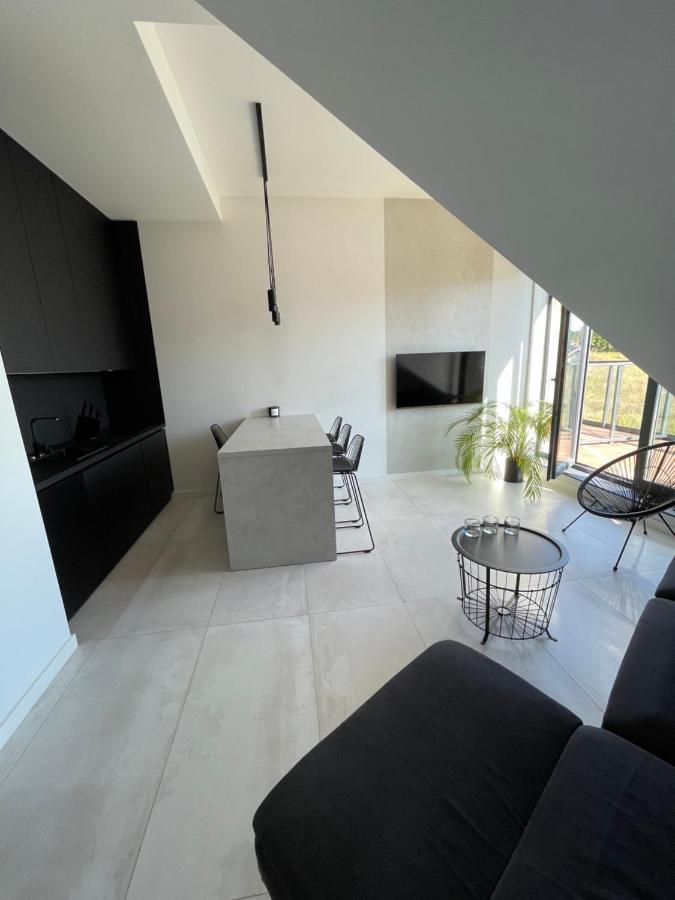 Appartamento Apartament 8015 Jelenia Góra Esterno foto
