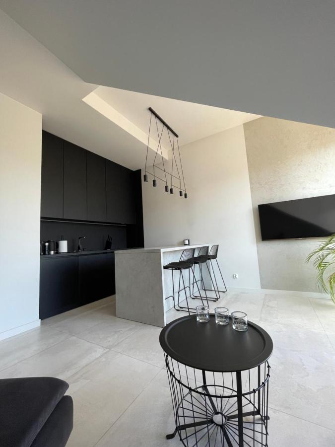 Appartamento Apartament 8015 Jelenia Góra Esterno foto